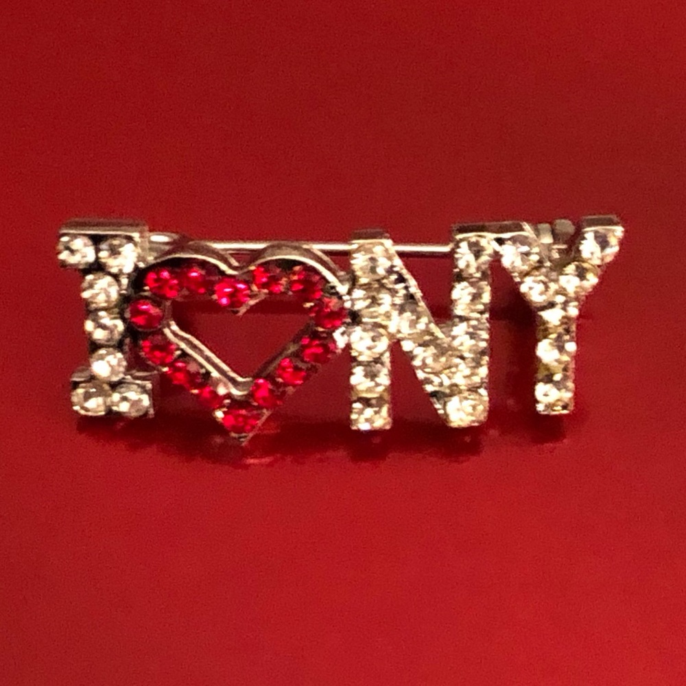 🤍 I ❤️ NY Pin 🤍